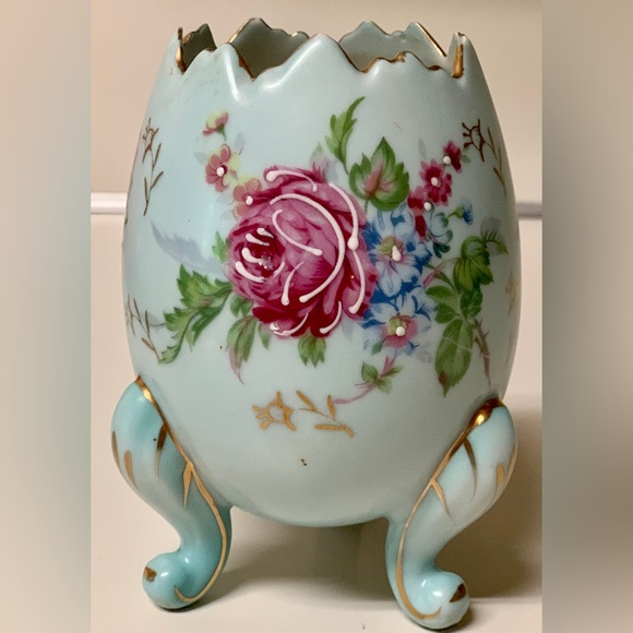 Vintage 1950s Napcoware Gold Trim Rose Design 3 Footed Ceramic Egg Vase - Picture 2 of 16